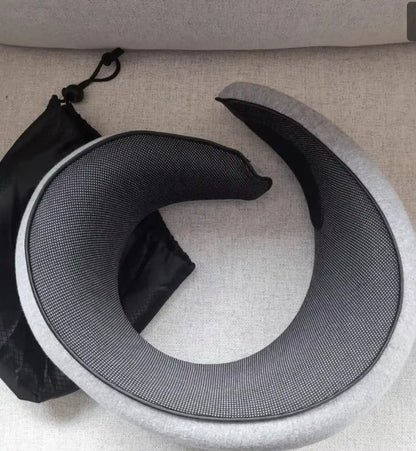 Mjuk Resekudde för bil & flyg – slipar bort nacksmärtan